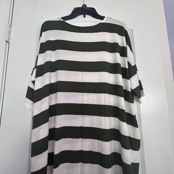 Zenana Premium Oversized Tunic W/pockets Olive Green Size M - Picture 5 of 6